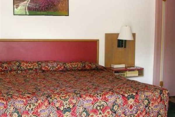 KNIGHTS INN CENTER VALLEY (Coopersburg)